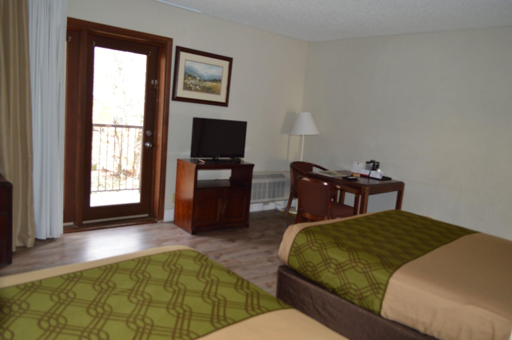Econo Lodge Inn & Suites On The River Gatlinburg Eksteriør billede