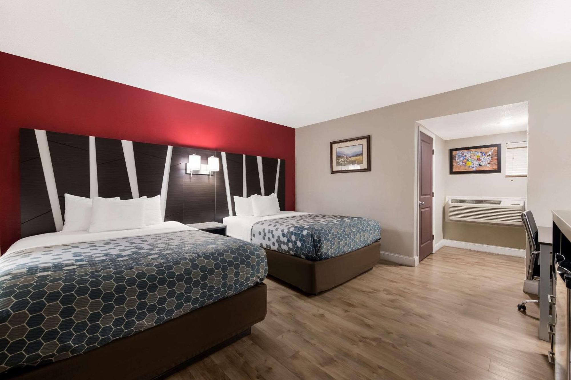 Econo Lodge Inn & Suites On The River Gatlinburg Eksteriør billede